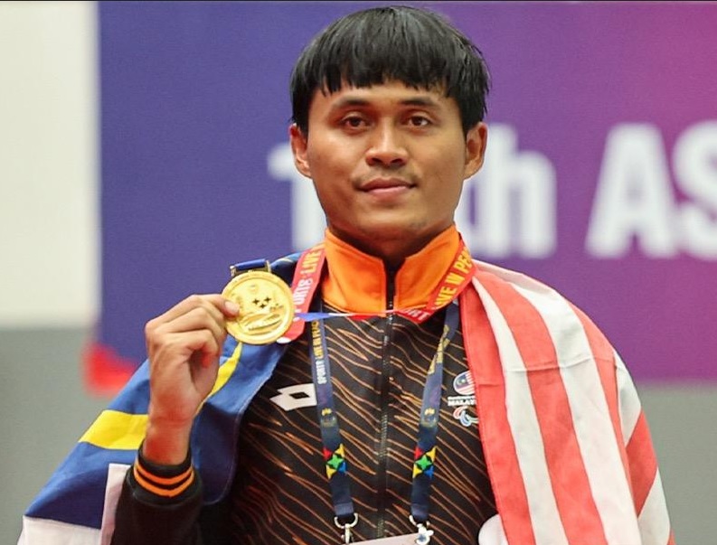 Malaysian Para Swimmer Abdul Halim Trains for World Series Despite Fasting