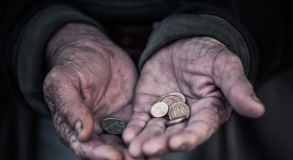 Ruling on begging in the Masjid: The Opinions of the Four Schools of Law