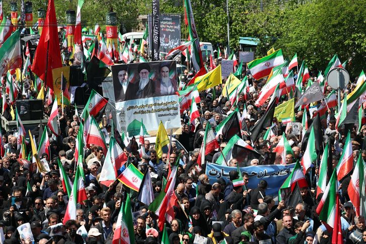 Iranians Hold Nationwide Tribute for Khamenei