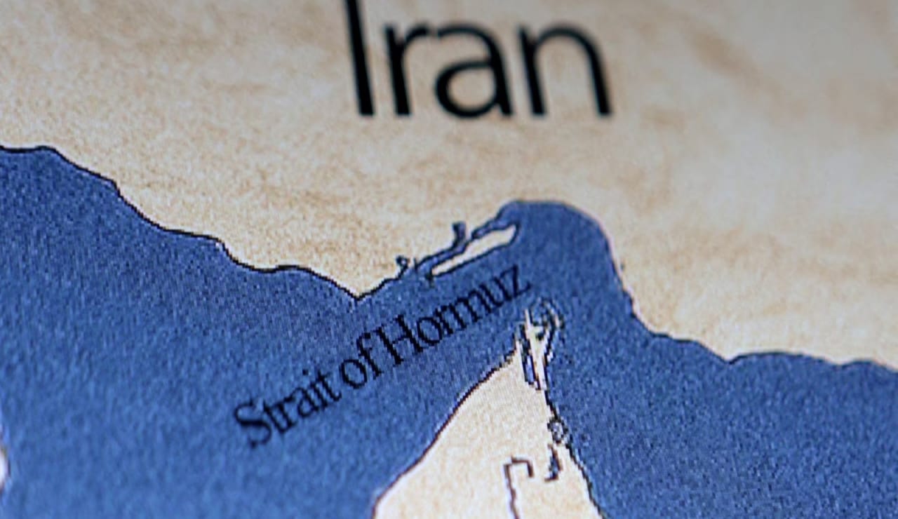 IRGC Sets New Ship Rules in Strait of Hormuz