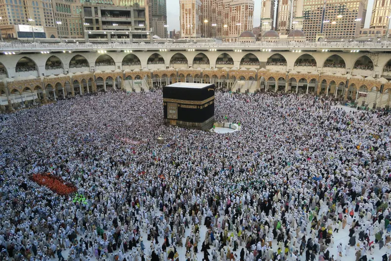 Saudi Sets SR100,000 Fine for Illegal Hajj