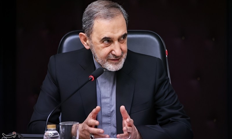 Khamenei Adviser Warns Trump Over Strait of Hormuz